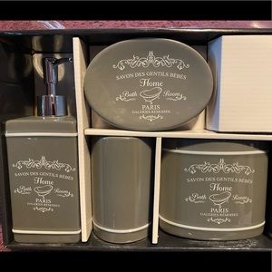 *FREE SHIPPING* Bathroom Set